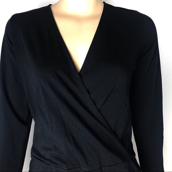 NWT H&M plunging v neck body suit simple, classic - Picture 2 of 3